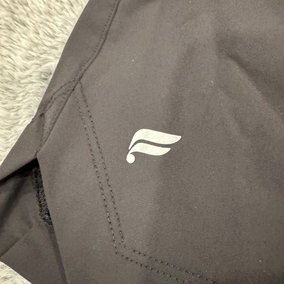 Fabletics The One 3" Inseam Women's Athletic Workout Casual Shorts - Size XL - Picture 3 of 4